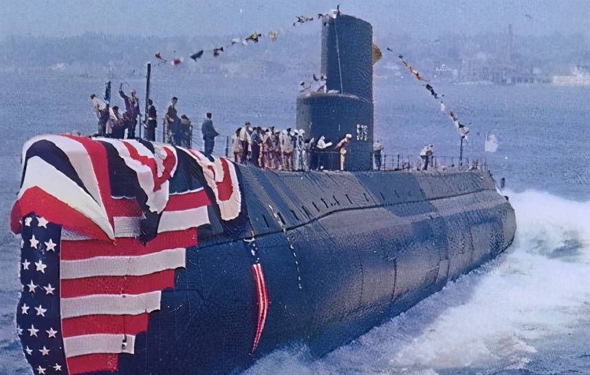 原创苏联k27号核潜艇惨剧反应堆突然失控核辐射瞬间淹没艇员