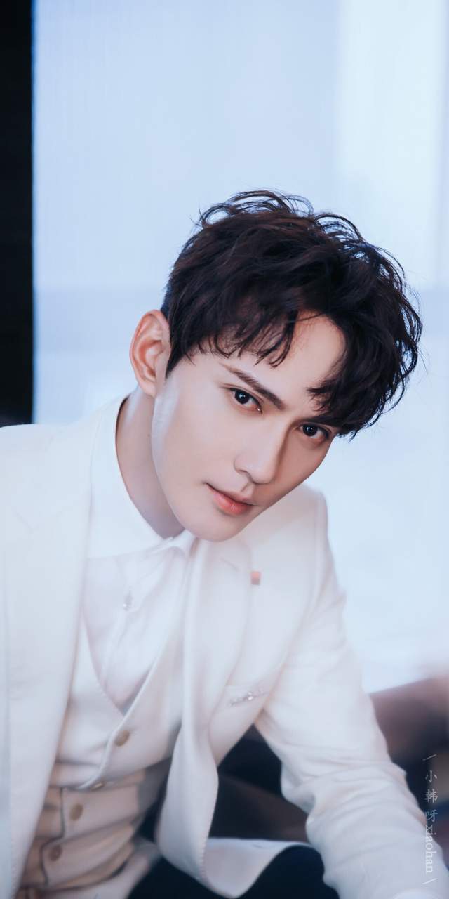 原创以为是少数民族其实是汉族的6位男明星个个都是高鼻梁大眼睛