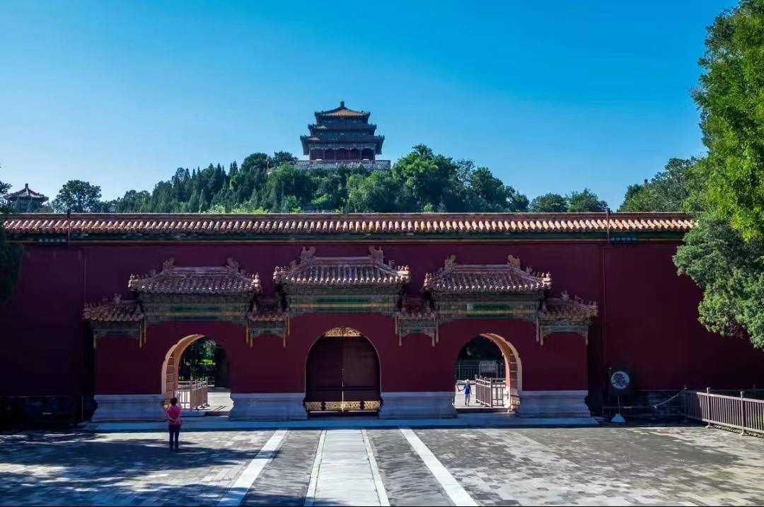 京城采风丨景山公园寻中轴线最高点——"京城揽胜第一处"_皇家_北京