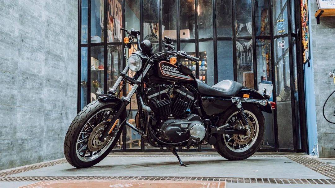 体验哈雷戴维森883r重新定义骑车这件事儿