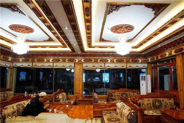 很多旅游爱好者来到珠峰大本营,都会选择在这里住宿一个晚上,因为路途