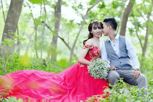 越南变性女歌手结婚图片
