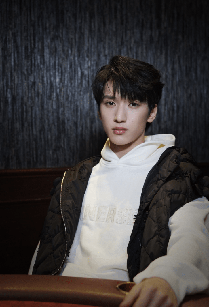 严浩翔敖子逸的成绩也有待公开.