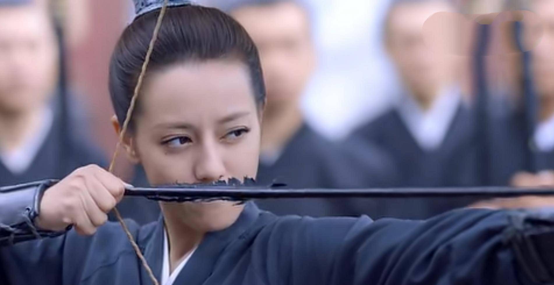 迪丽热巴女扮男装上线演技精湛能否拯救枕上书低评分