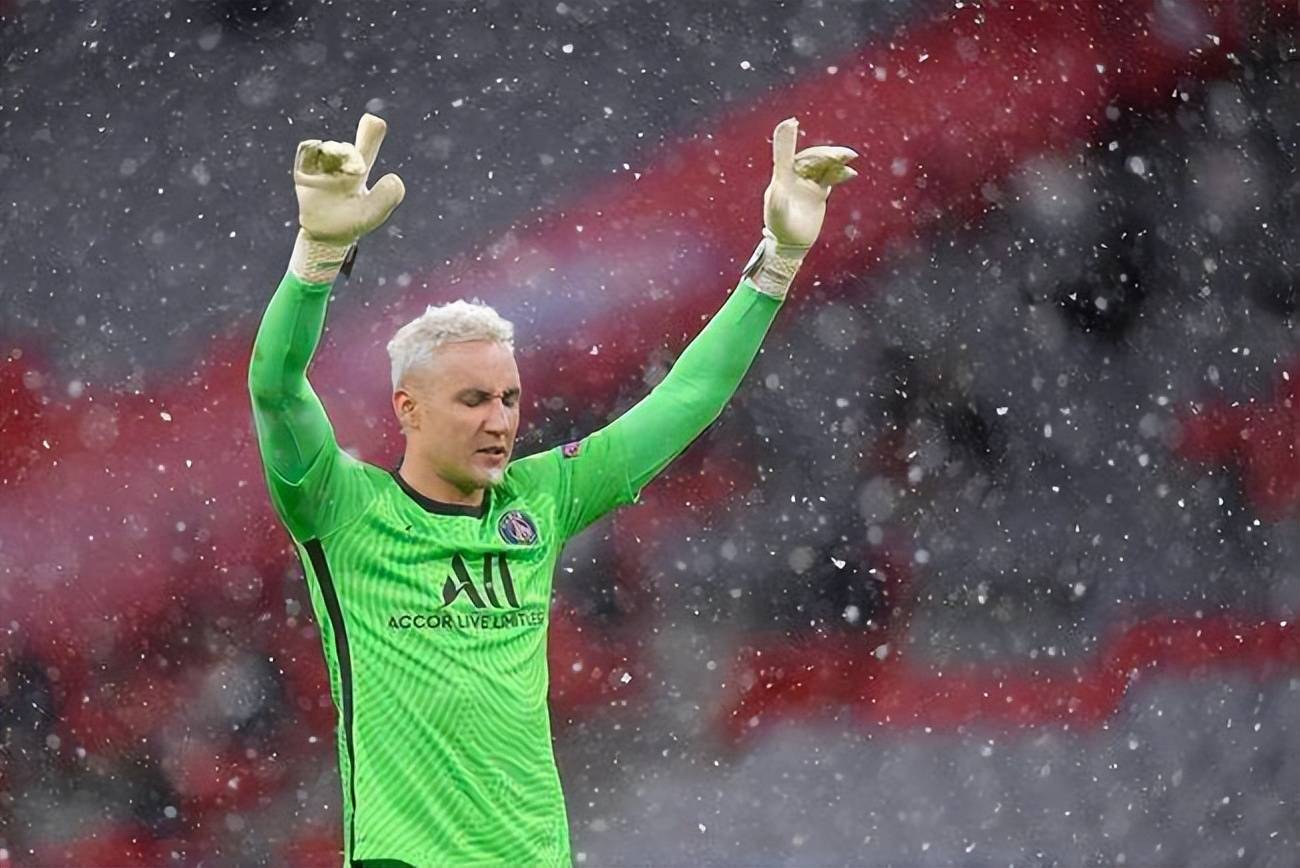 年岁渐长的纳堵墙,大巴黎门将面临二选一_多纳鲁马_纳瓦斯_米兰