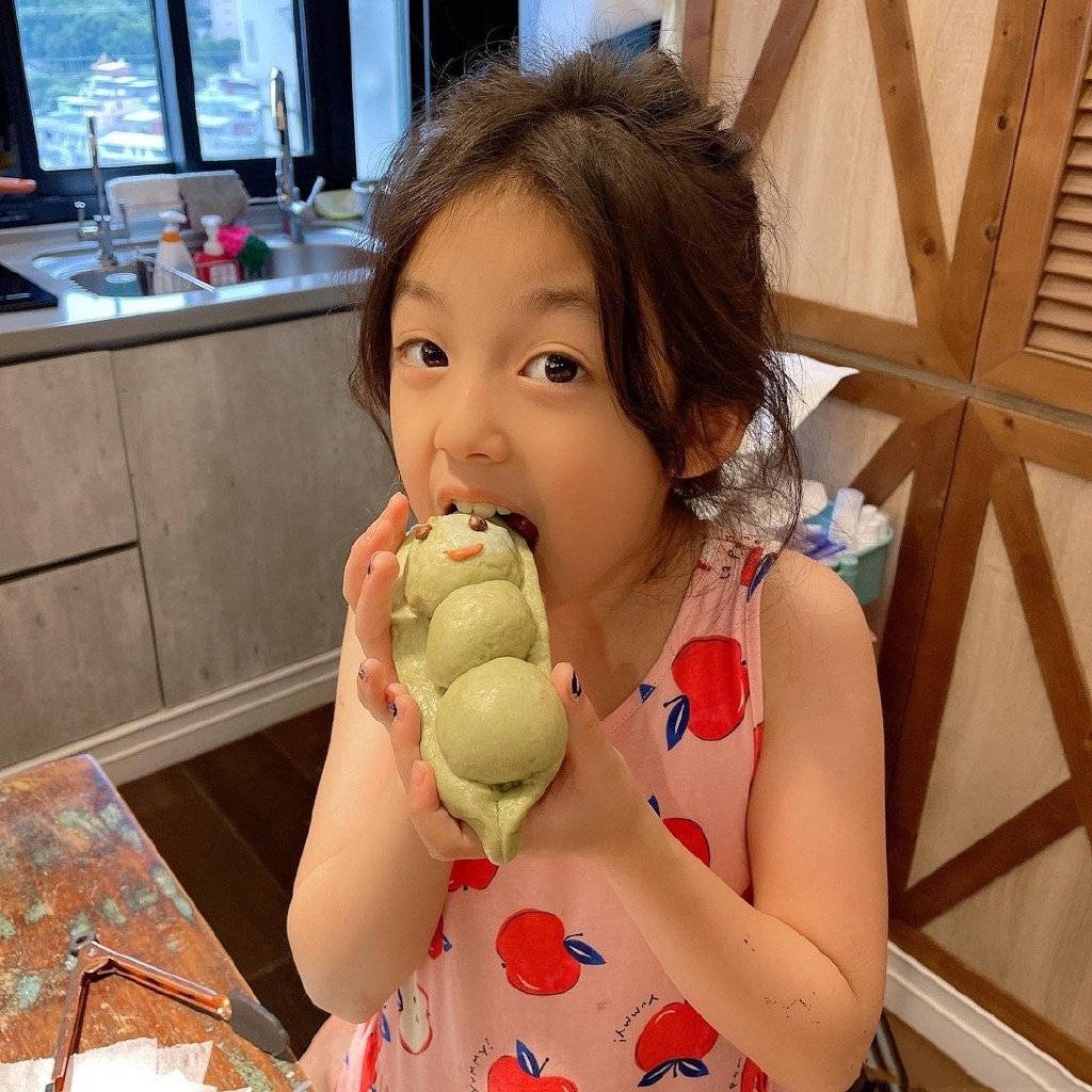 原创谁能想到2022首位大爆的明星会是刘畊宏