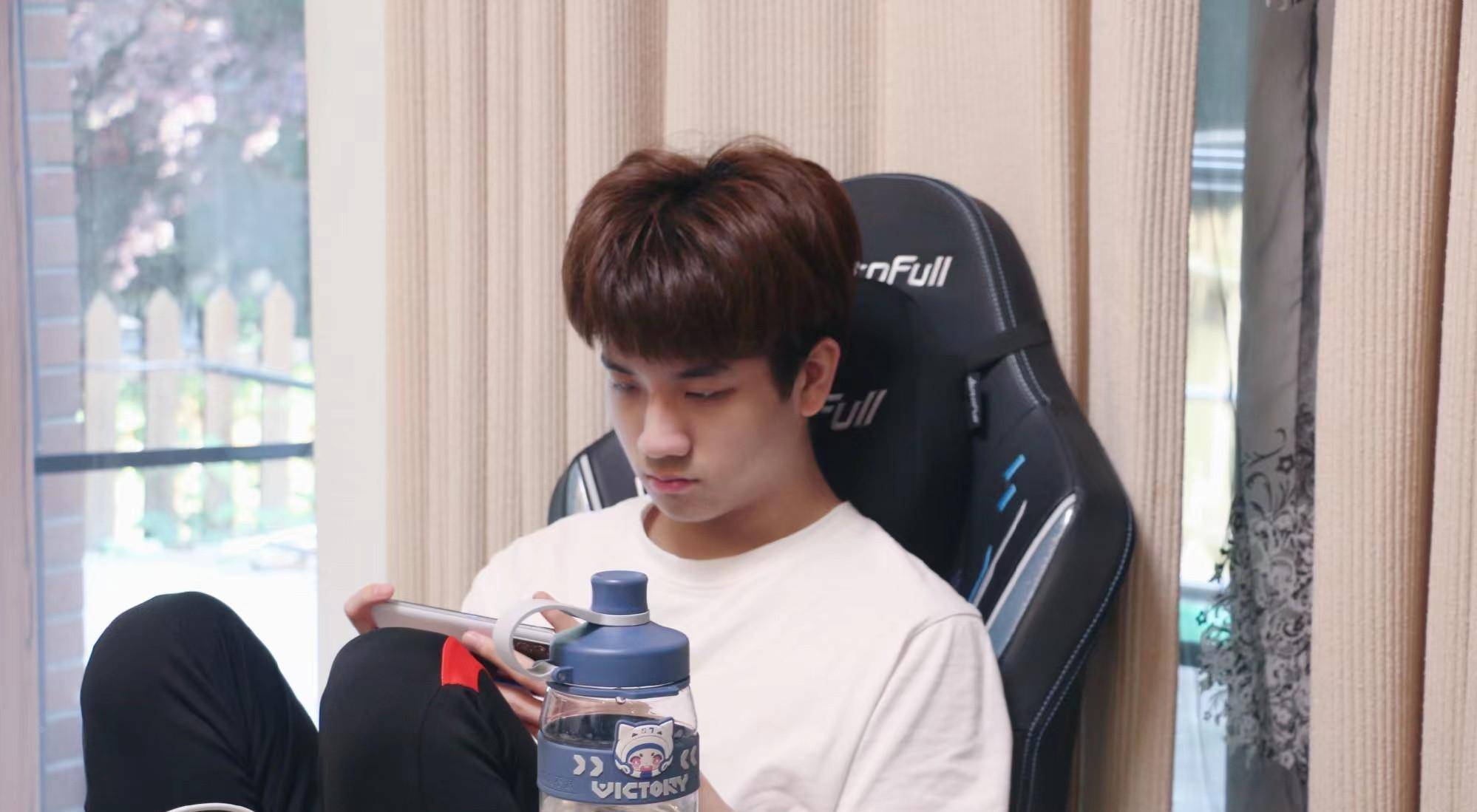 原创estar花海gk鹏鹏曾是kpl绝代双骄3年过去了却是不同的命运