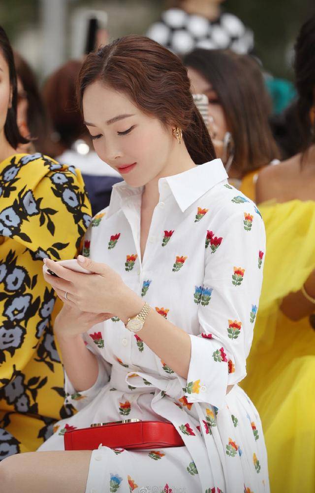 三位自信爆棚的明星,以为自己已经大红,不想粉丝寥寥无几_庞麦郎_首歌