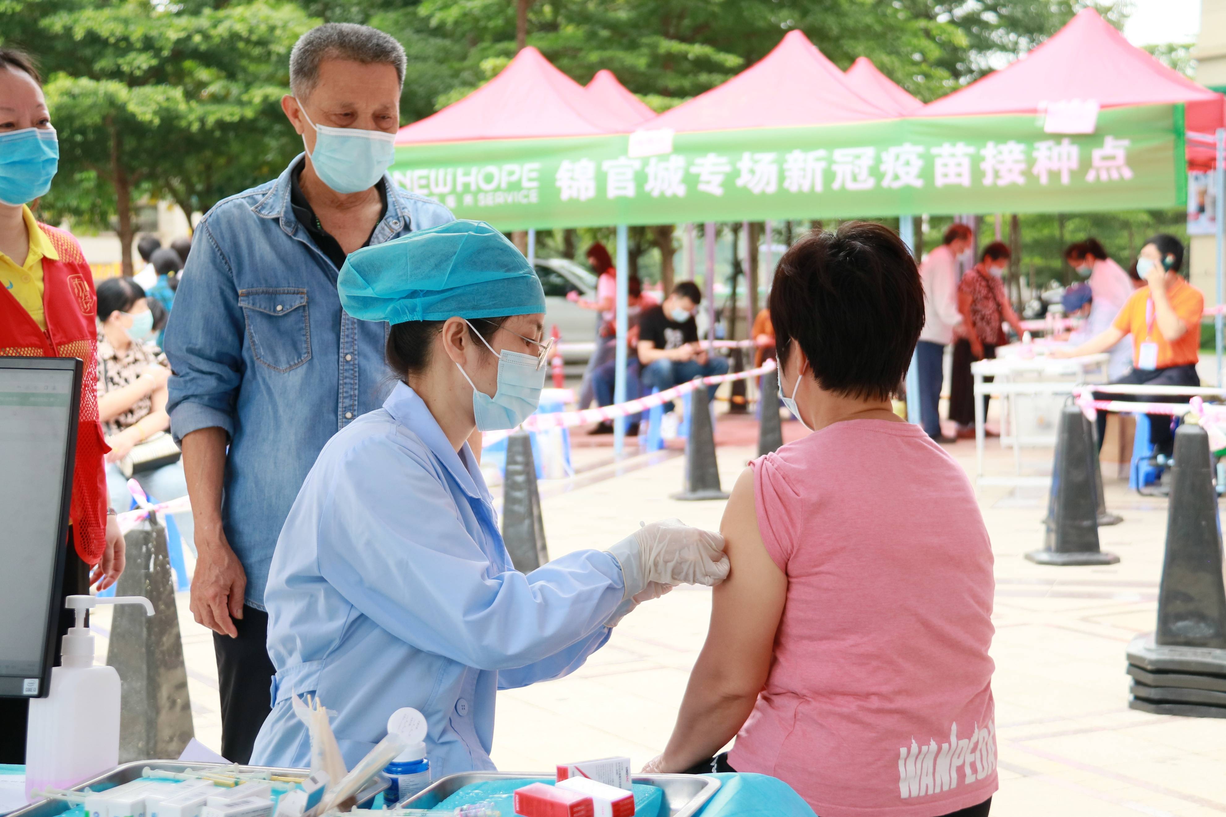 疫情下的加速度,让长者接种疫苗更有温度