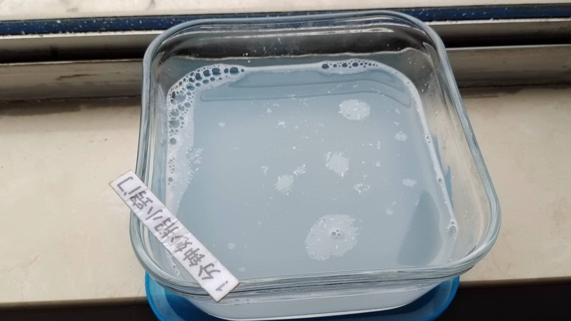 关于自制灭蚊水的方法,现在都了解清楚了吧,如果你家里的蚊子,也开始