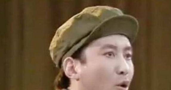 赵本山的20岁,潘长江的20岁,郭达的20岁,差点认不出来了_照片_时候_穿