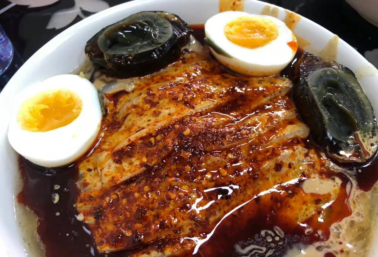 原创天热不知道吃啥就吃卤汁凉粉吧