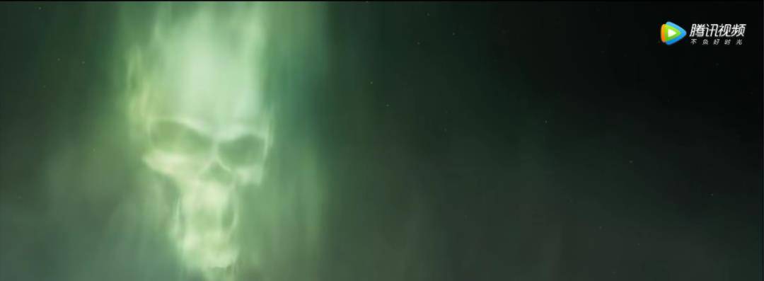 咒语morsmordre(尸骨再现)可以召唤出黑魔标记是伏地魔的标记,每当食