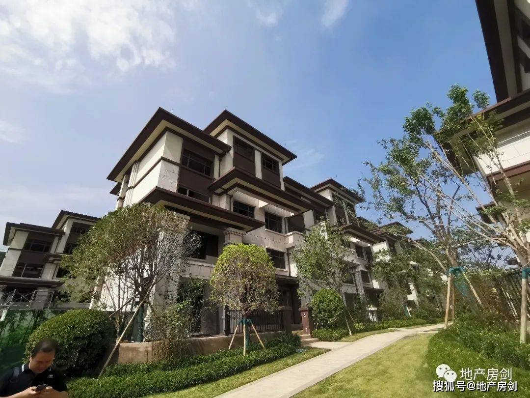 秦汉新城2盘价格公示叠拼均价2万元㎡