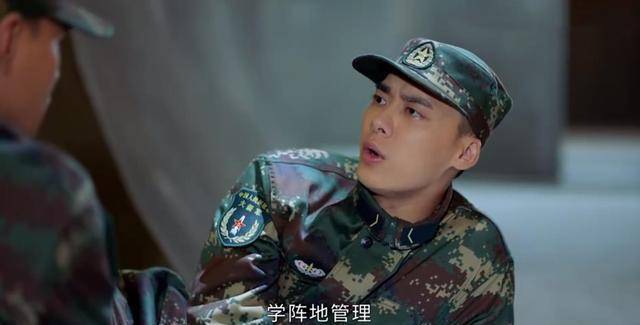 比如选择自己的学习科目时,夏拙没有像欧阳俊和林安