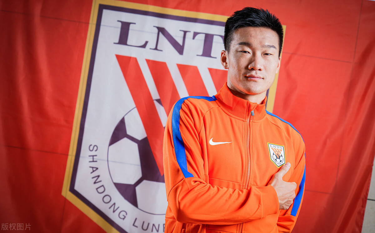 朱艺这样写道:"山东泰山队球员刘军帅租借加盟青岛海牛.