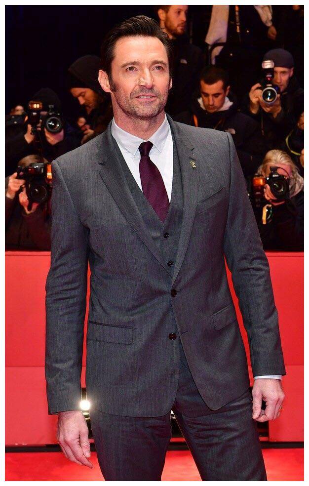 原创帅气狼叔休杰克曼皮夹克配黑色休闲裤爸爸风的时尚穿搭