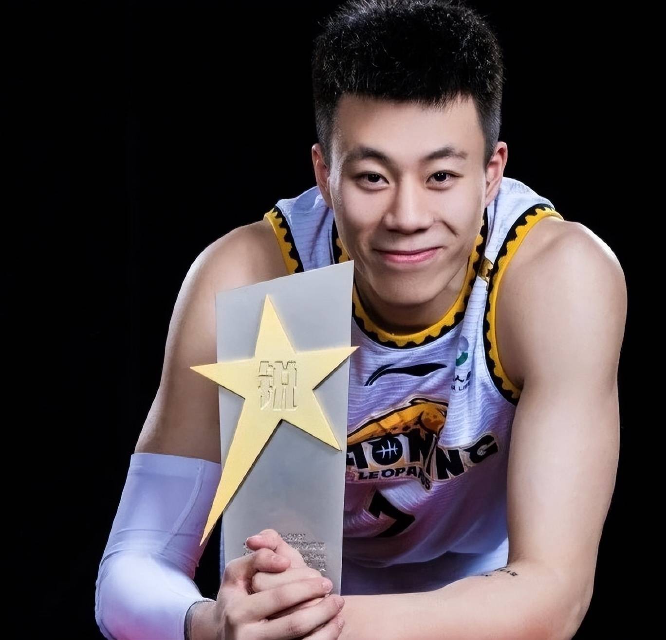 原创再见辽宁张镇麟冲击nba横扫广东获肯定效仿周琦争取底薪