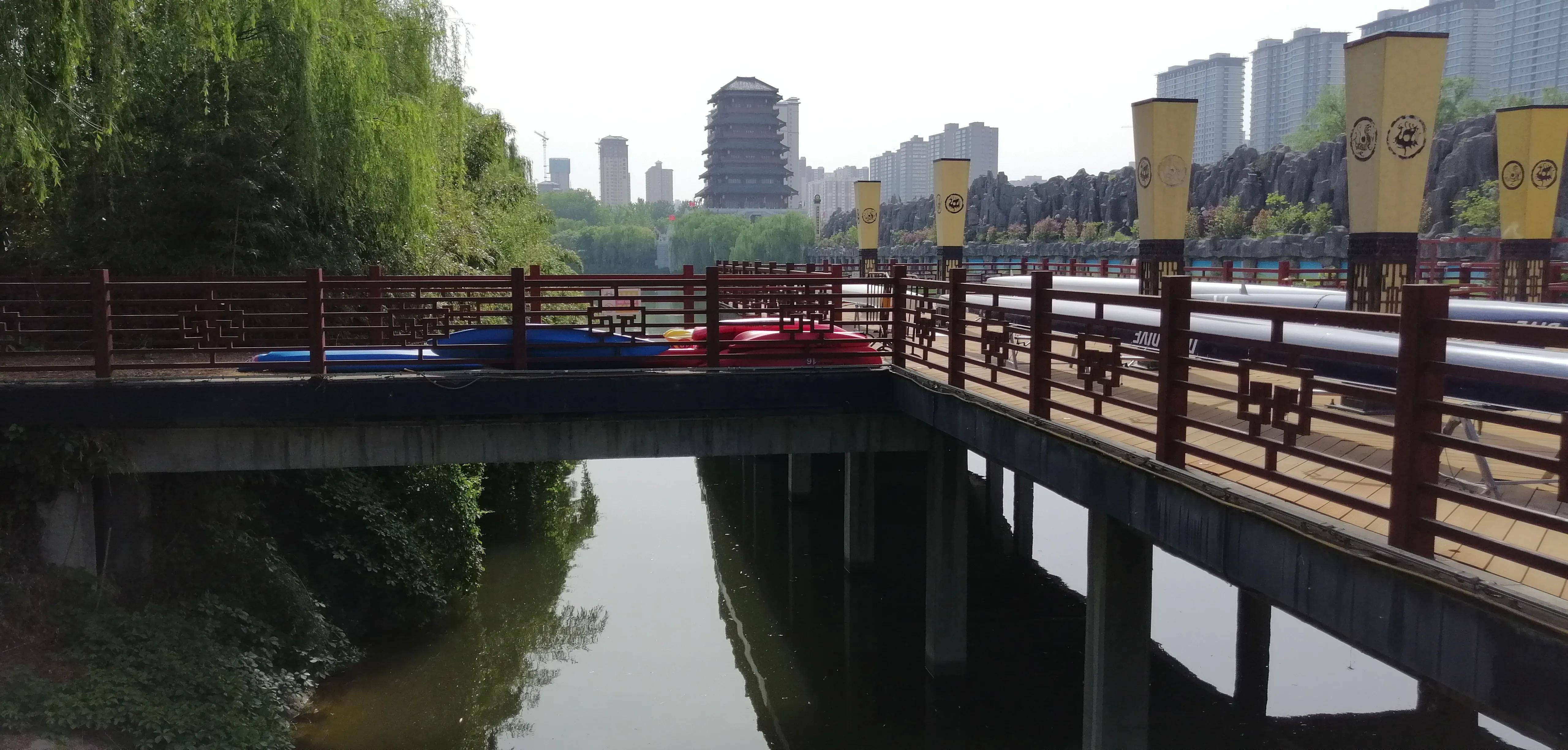 五一节上午西安汉城湖大风阁景区