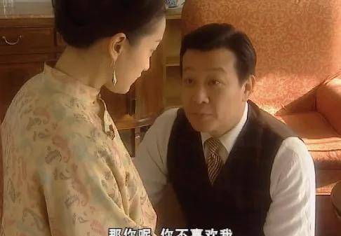 《橘子红了》:老爷对秀禾的好是爱吗?不是,只有赤裸裸的"欲"