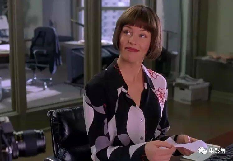 贝蒂·布兰特(伊丽莎白·班克斯饰)虽然贝蒂·布兰特出场的时间不多