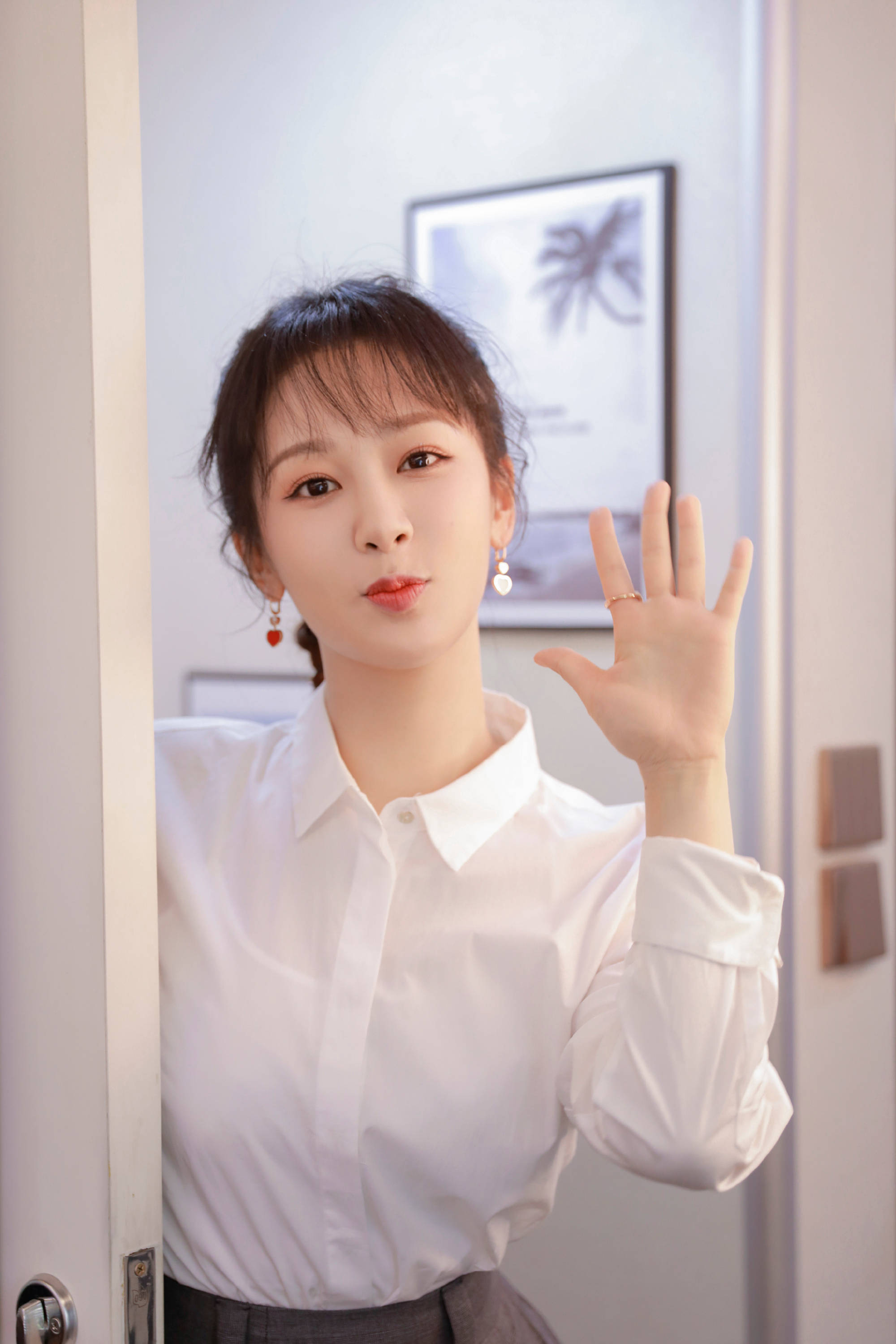 原创杨紫与王一博同台两人领头宣誓奋斗有我