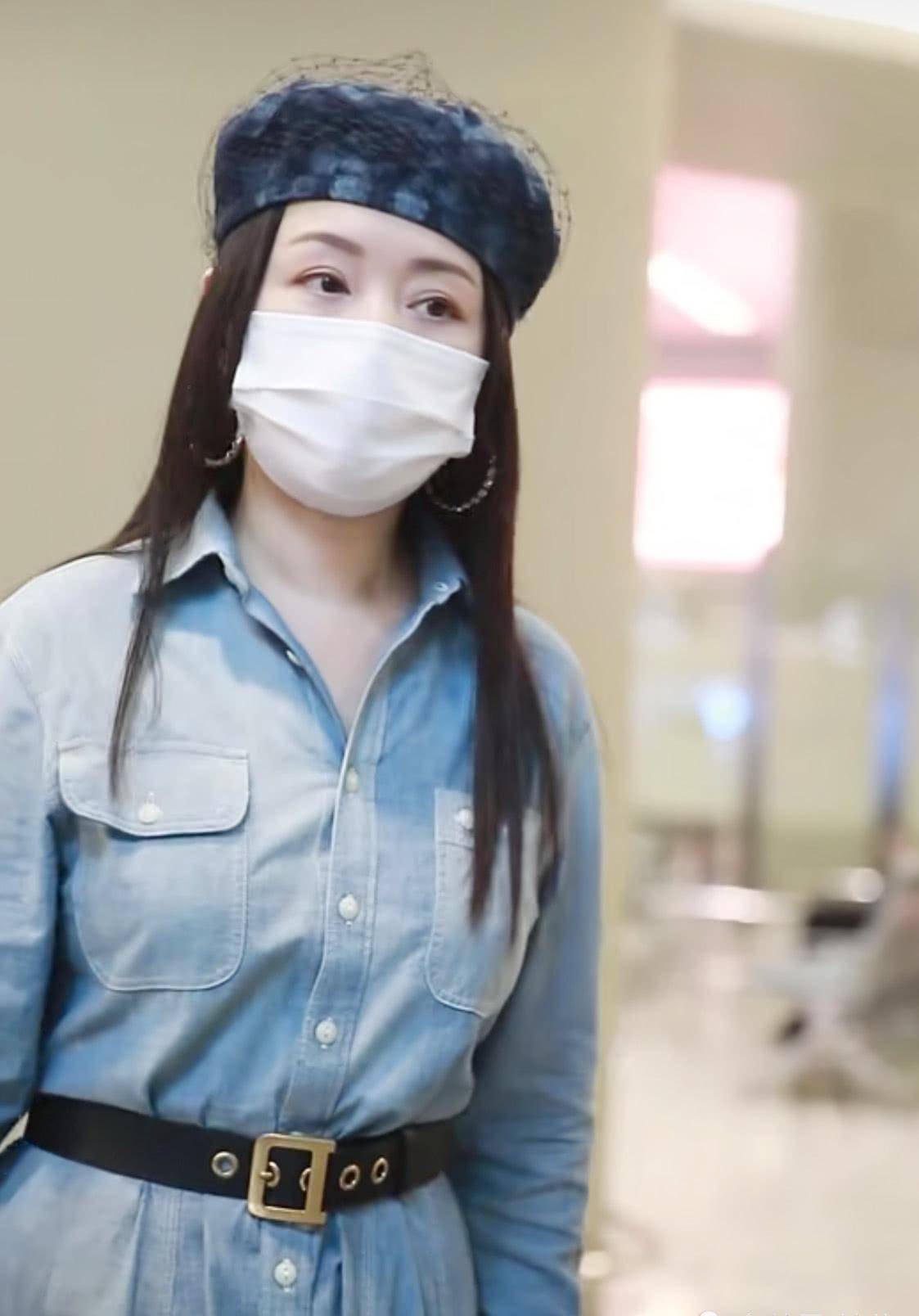 原创49岁杨钰莹近照罕曝光,昔日"甜歌皇后",依然少女感十足-大秦号