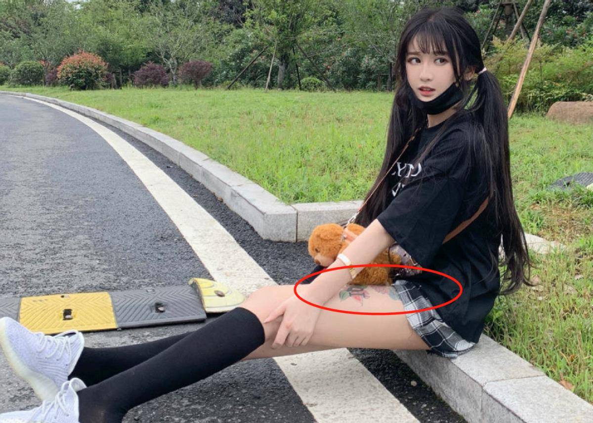 原创火箭妹发福杨清柠纹身只有迪妹依旧美如画励志是她的特色