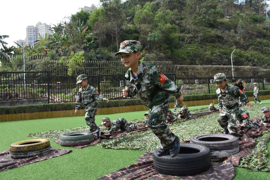 小兵训练营诺亚舟惠州市中大外语幼儿园海陆空军事体能游戏