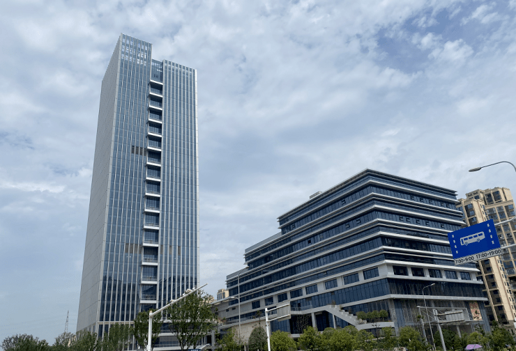 武广高新大厦商业资源:武广片区规划多个商业综合体,商业气氛浓厚