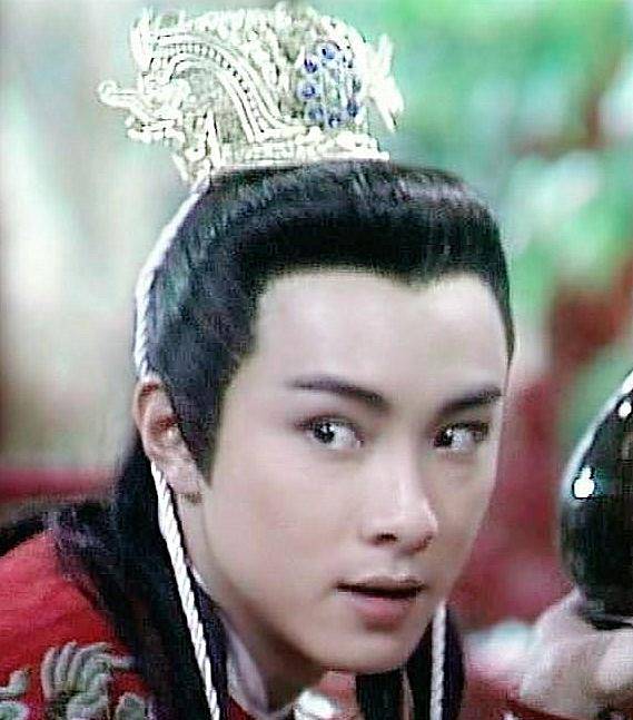 原创张卫健颜值巅峰这么标志港媒评价他粉雕玉琢原来他才是贾宝玉最佳