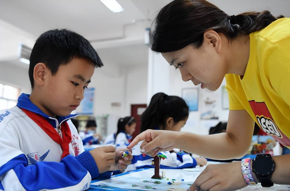 原創是時候改變了教育部要求小學生學做飯修家電家長喜憂參半