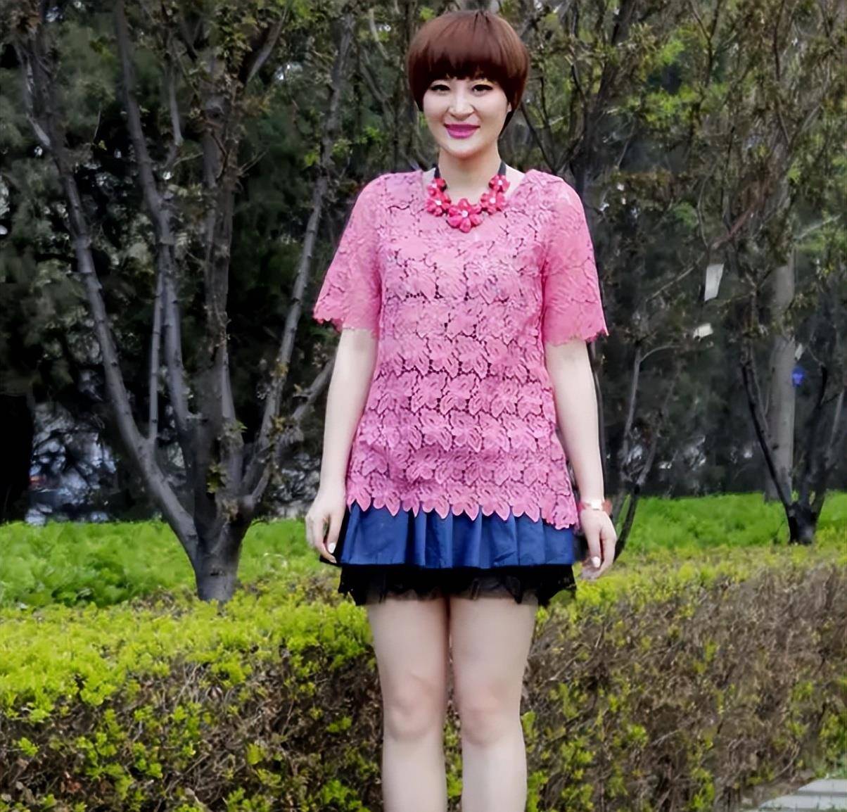 她是央视美女主持人,相恋4年男友潦草收场,如今46岁仍是单身_方龄