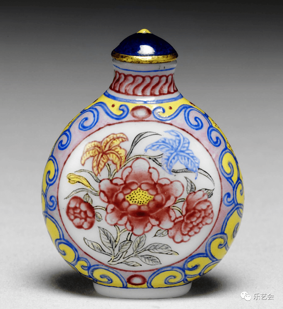 中国美術 墨地菊紋樣花瓶 超美品