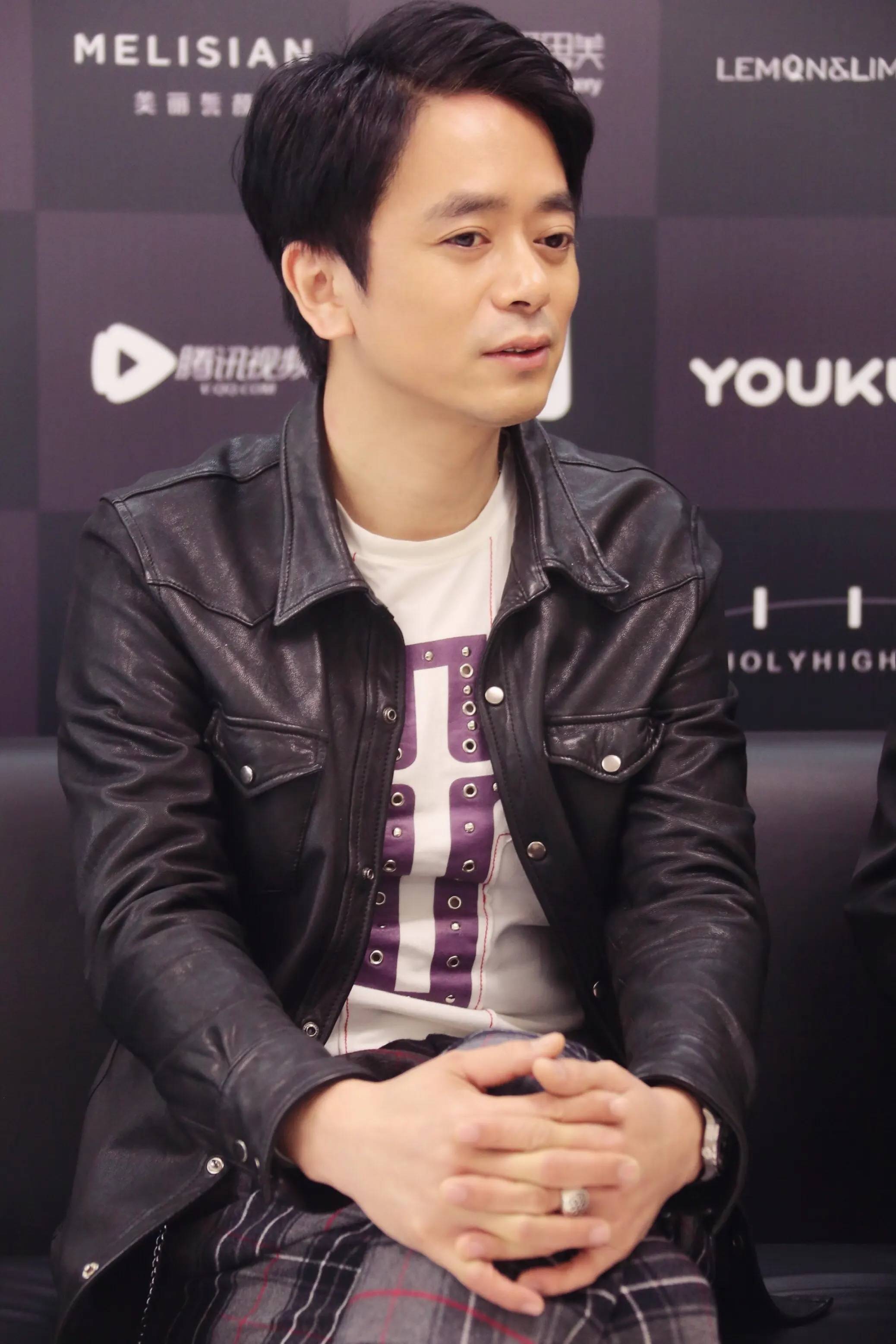 曾经替代外来媳妇本地郎康祈宗角色的周小镔现在怎么样了
