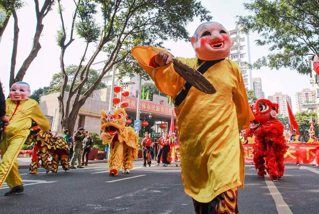 北狮之分,广东醒狮又属何派,探秘非物质文化舞狮_表演_大头佛_狮子舞