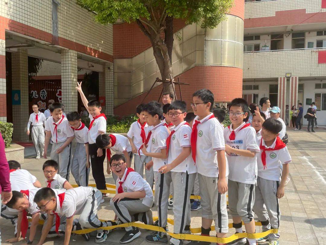 南京市石鼓路小学:青春正当时,这所学校的运动会趣味十足_活动_家长