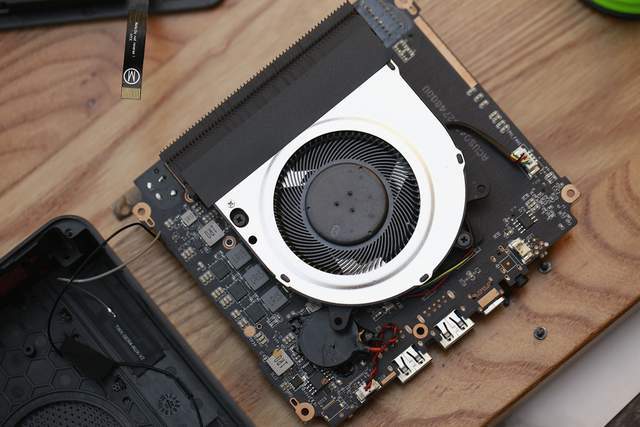 初体验amd锐龙4800u迷你pc零刻ser4网游通杀单机也能来