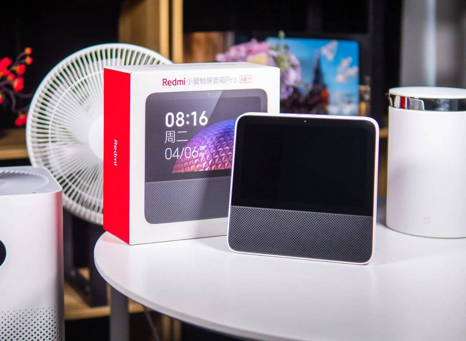 当平板碰上音箱redmi小爱触屏音箱pro8值得入手吗