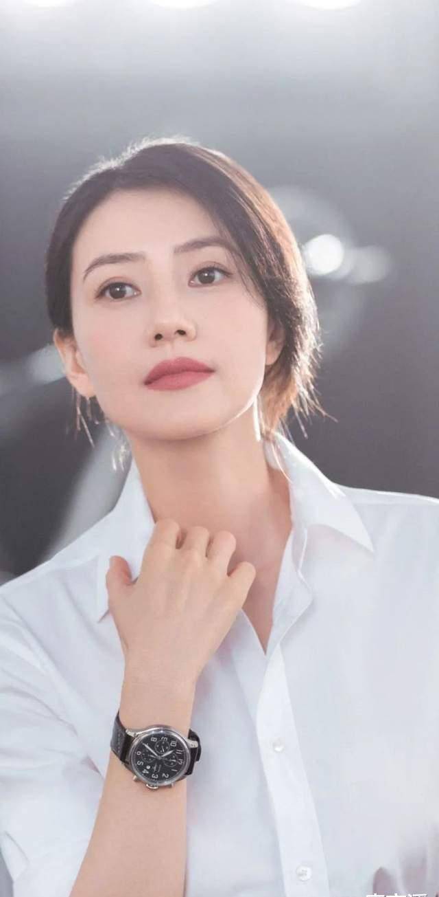 原创5位身材和脸不相称的女星脸美得令人窒息身材有些可惜了