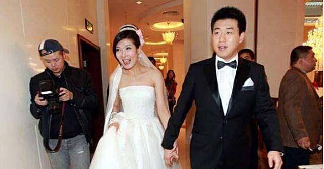 冠军杜丽近况:40岁仍魅力不减,小4岁的丈夫刚刚夺金_教练_训练_张付