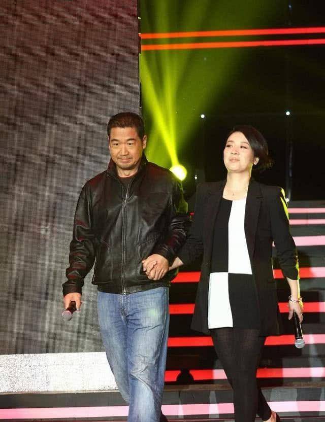 因饰演"打工妹"成名,与孙红雷扮演夫妻,如今身材发福气质依旧_陈小艺