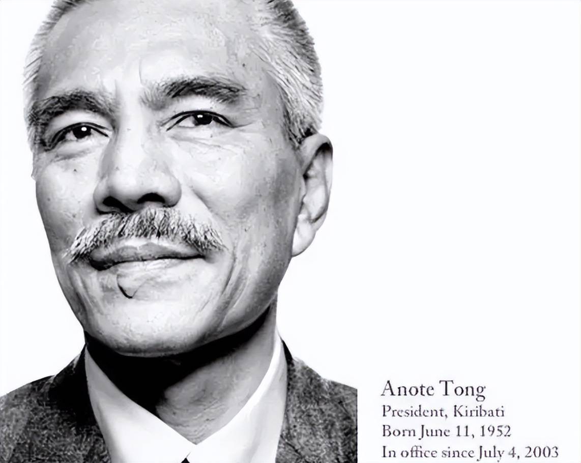 原创华裔总统汤安诺为了上台背弃中国执政晚期成弃子却来求中国