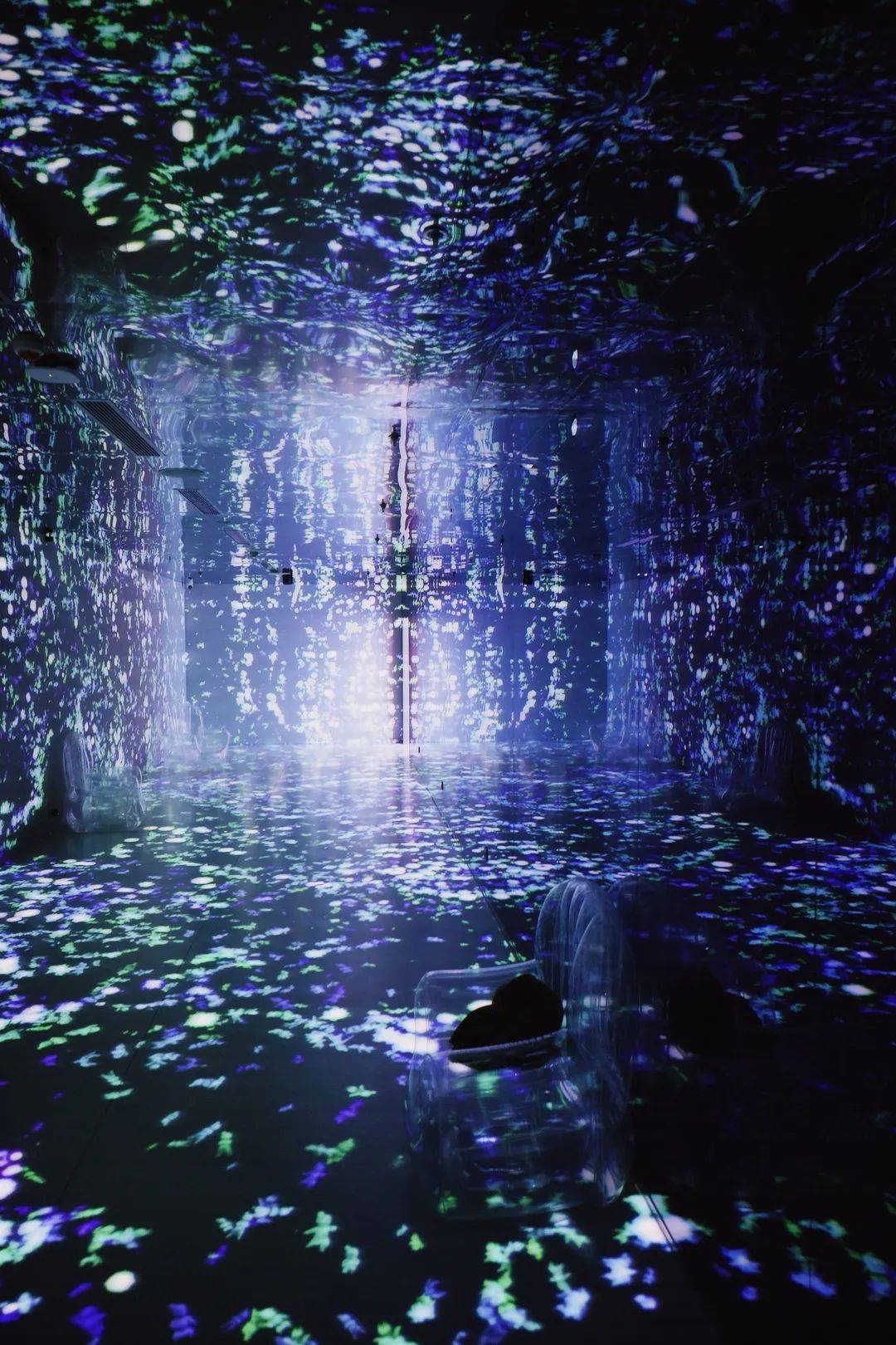 神秘空间已登陆全国第①家杌空间让你跨越想象壁垒奔赴未知