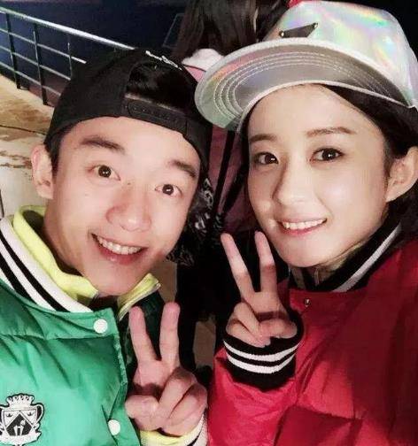 被网友吐槽智商欠费,赵丽颖面露难色_郑恺_冯绍峰_孩子