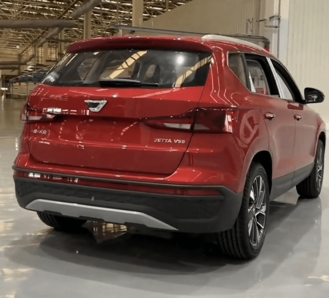 新款捷达vs5实车现身采用大众rline风格内饰不再廉价