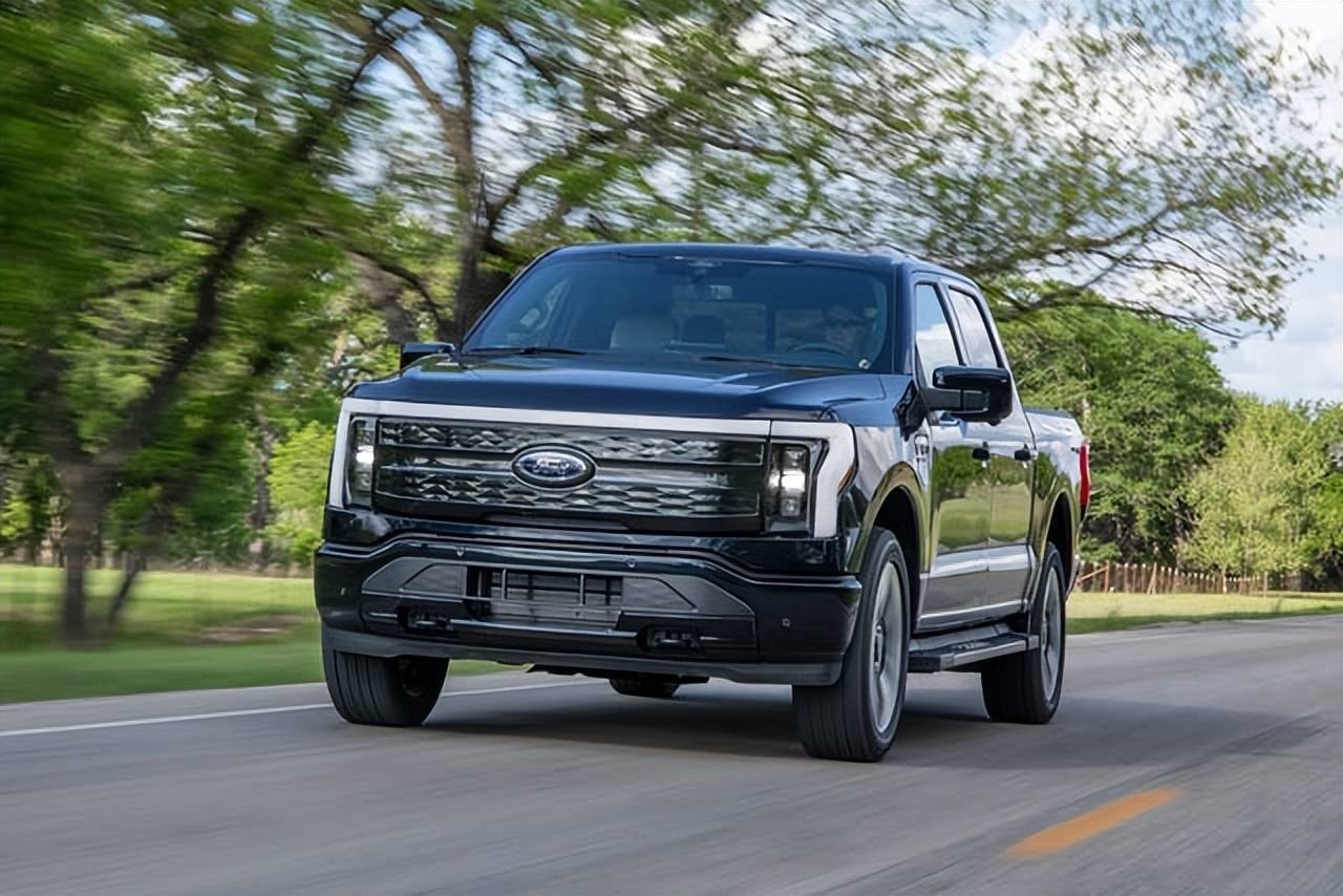 2022年福特f150美国最畅销的汽车