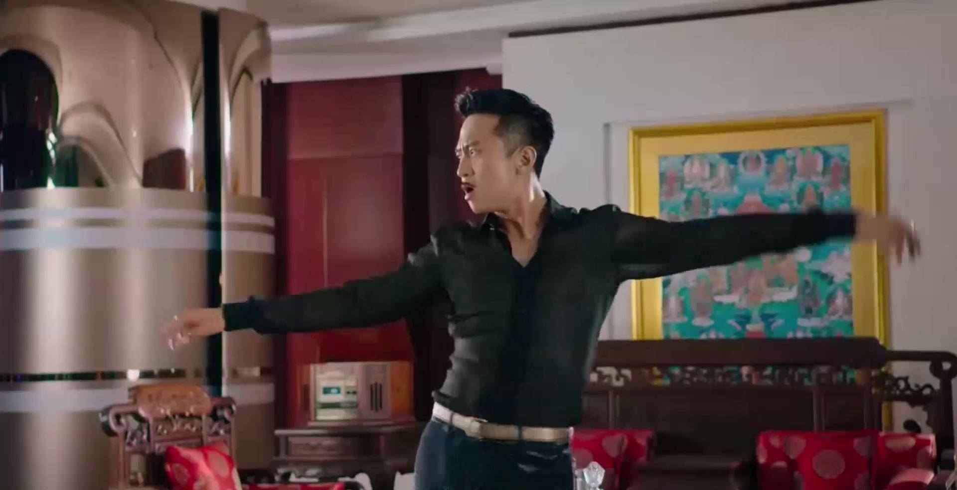 美人鱼幕后:邓超吃了150只鸡,林允被大鹏pass掉后意外走红_周星驰