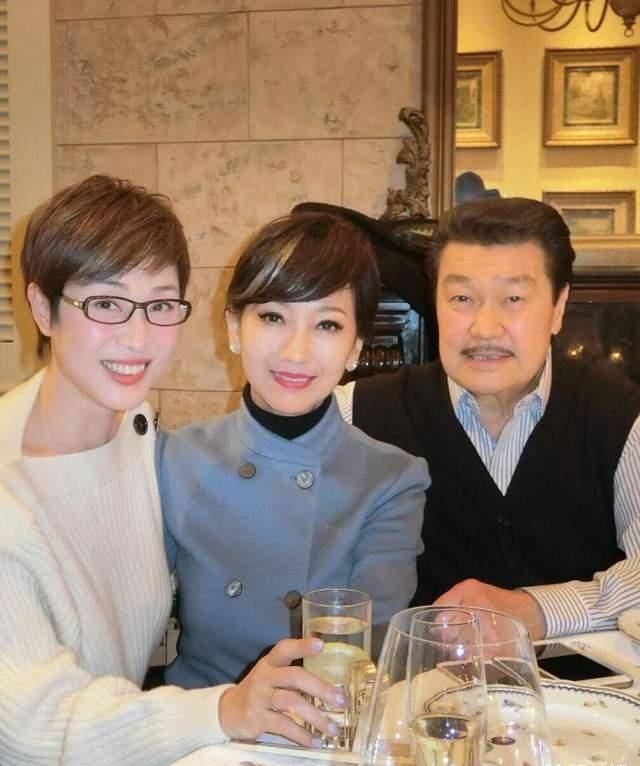 郑少秋陪她看妇科遭沈殿霞打_黄元申_黄汉伟_妻子