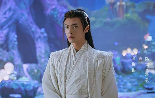 张彬彬新剧月歌行将播古装造型惊艳多变搭档90后人气小花